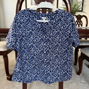 Women’s L. L. Bean blue design top XL petite